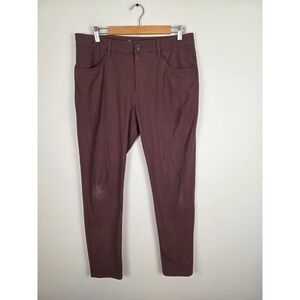 Vuori Meta Pant V430 Mens 33 Dark Mahogany Plum Slim Tapered Performance Trouser